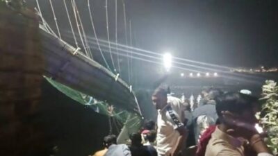 81 Orang di India Tewas Akibat Insiden Ambruknya Jembatan Gantung