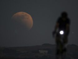 Besok Ada Gerhana Bulan Total, Simak Waktunya
