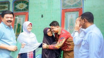 Bobby Dampingi Menteri ATR/BPN Bagikan Sertifikat Tanah Gratis ke Warga Medan