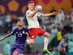 Piala Dunia 2022: Tim Tango Melaju ke Babak 16 Besar Usai Menang Atas Polandia