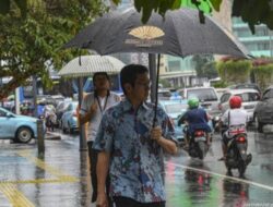 Kota Medan Siang Hari Ini Hujan Ringan