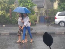 Kota Medan Siang Hari Ini Hujan Ringan