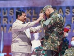 Prabowo Sematkan Pangkat Tituler ke Dedy Corbuzier, Apa Itu?