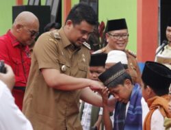 Walikota Bobby Tinjau Sunat Massal Gratis di SMPN 16 Medan