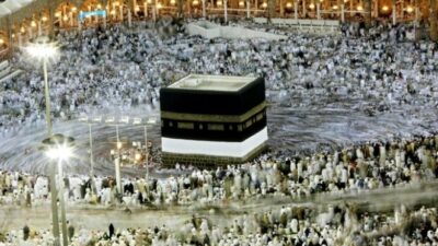 WNI Lecehkan Wanita Saat Umrah Divonis 2 Tahun Penjara