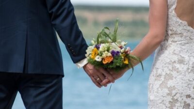 MK Tolak Gugatan Nikah Beda Agama