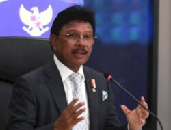Batal, Kejagung Jadwal Ulang Periksa Johnny Plate 14 Februari