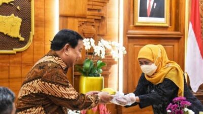 Pengamat: Prabowo Subianto Incar Khofifah Sebagai Bacawapres