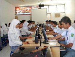 Lulusan SMK Banyak Menganggur, Rombak Kurikulum!