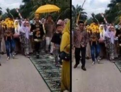 Heboh! Sajadah Shalat Diinjak-injak Rombongan Pengantin Pria di Atam