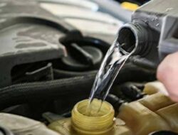 Air Radiator Mobil Sering Habis, Ini Penyebabnya!