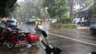 Hujan Diprediksi Mulai Mengguyur Kota Medan Sore Hari