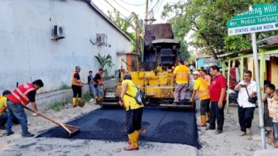 Perbaikan Jalan Benteng Hilir Respons Keluhan Warga saat Reses Legislator Medan