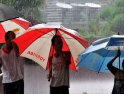 Hujan Mengguyur Kota Medan Mulai Siang Hingga Malam Hari Ini