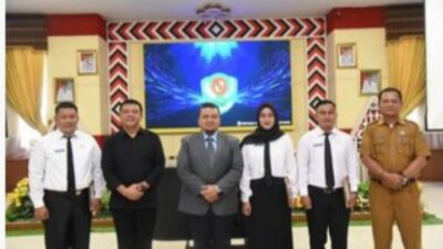 Bupati Tapsel Serahkan SK PPPK Pada 46 Formasi Nakes Tahun 2022