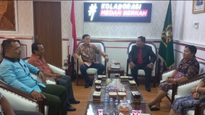 Ketua DPRD Medan Hasyim Terima Panitia Pembangunan Gereja BNKP Resort 42 Tanjung Anom