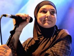 Komunitas Muslim Irlandia Siap Bantu Pemakaman Sinead O’Connor Sesuai Syariat Islam