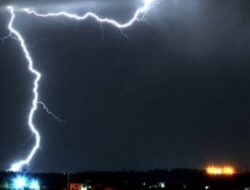 Hujan Petir Diprediksi Guyur Kota Medan Selepas Maghrib