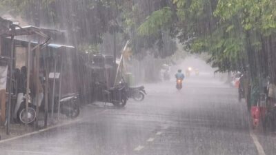 Sore Hingga Lepas Maghrib Kota Medan Diguyur Hujan Lebat