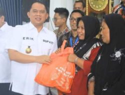 Bupati Labuhanbatu Berikan Paket Bantuan Nutrisi untuk Masyarakat