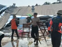 Angin Kencang dan Banjir ‘Sapu’ 102 Rumah di Bandung