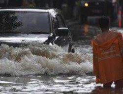 Tangsel Dilanda Banjir dan Longsor: 195 KK Mengungsi