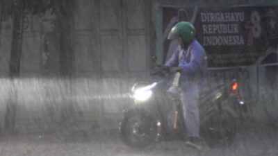 Prediksi Guyuran Hujan Siang dan Selepas Maghrib Melanda Kota Medan Hari Ini