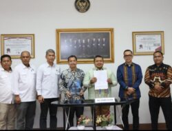 Bupati Tapsel Sampaikan LKPD TA 2023 ke BPK RI