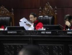 MK Melarang Kubu Anies dan Ganjar Tanya ke 4 Menteri Jokowi di Sidang PHPU
