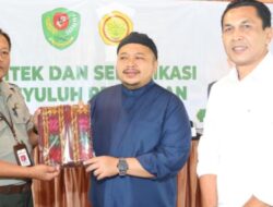 Bupati Tapsel Membuka Bimtek dan Sertifikasi Penyuluhan Pertanian di Desa Aek Sabaon