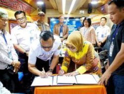 Pemkab Labuhanbatu dan PT KAI Teken MoU untuk Angkut Calon Jama’ah Haji