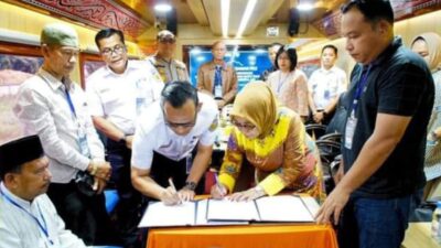 Pemkab Labuhanbatu dan PT KAI Teken MoU untuk Angkut Calon Jama’ah Haji