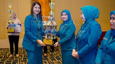 Peringatan HKG PKK ke-52 Tingkat Kota Medan, Kahiyang Ayu Uji Pengetahuan Kader