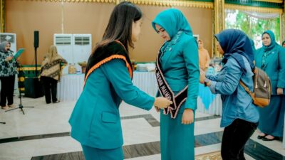 Kahiyang Ayu Lantik Ketua TP PKK Kecamatan dan Bunda PAUD Medan Maimun