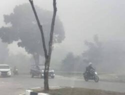 Siang Hari Kabut Menyelimuti Kota Medan
