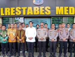Rico Waas Silaturahmi ke Kepala Polrestabes Medan: Mari Kolaborasi Berantas Judol dan Narkoba