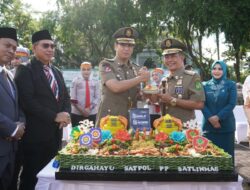 Pimpin Upacara HUT Satpol PP & Satlinmas, Rico Waas: Pilar Utama Wujudkan Ruang Sosial Aman, Nyaman dan Tertib
