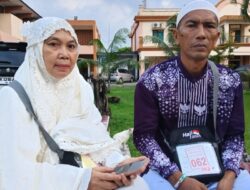 20 Tahun Jualan Pisang Goreng Wujudkan Impian Pasutri Sergai Berhaji