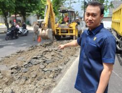 Komisi IV DPRD Medan Saksikan Pembongkaran Aspal di Atas Trotoar Dara Kupi