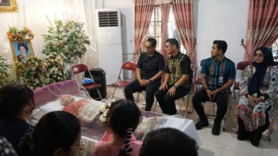 Walikota Medan Sampaikan Belasungkawa Mendalam Atas Meninggalnya Orangtua Camat Medan Baru