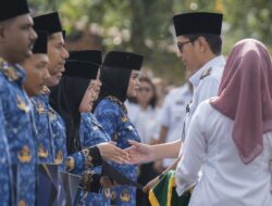 Serahkan SK PPPK, Rico Waas Tekankan Pentingnya Menjadi Aparatur Profesional