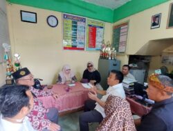 Zulkarnaen SKM Bantu Biaya Pendidikan Siswa Muhammadiyah-27 Hingga Tamat SD