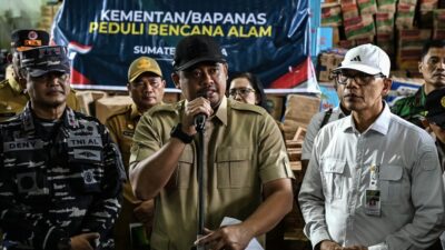Bantuan Logistik Kementan dan Bapanas Tiba di Belawan, Bobby Nasution: Penyemangat Pascabencana di Sumut