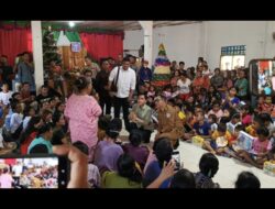 Wapres Gibran dan Bobby Tinjau Pengungsian Desa Sibalanga, Pastikan Ketersediaan Logistik dan Pembangunan Rumah Korban Bencana