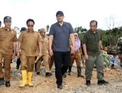 Respons Cepat Bobby Nasution Pastikan Bantuan Pascabencana Tepat Sasaran dan Tekankan Validitas Data di Tapteng
