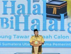 Tepung Tawari Calon Jemaah Haji, Bobby Nasution: Jaga Kesehatan, Kekompakan dan Nama Baik Sumut