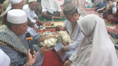 Luvindo Jamu Puluhan Yatim Piatu dan Duafa