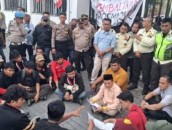 GMNI Geruduk Gedung Dewan, Sebut Rajuddin Gob**k