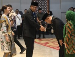 Gubernur Bobby Lantik Timur Tumanggor, Jadi Pj Sekda Ingatkan Jaga OPD dan Pengelolaan Anggaran